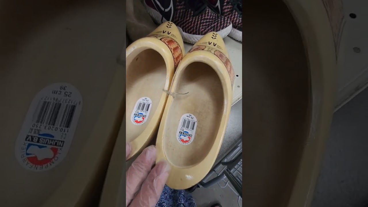 Made in Holland Wooden Clogs found in Salvation Army Brockton MA #clogs #wood #Holland #likenew