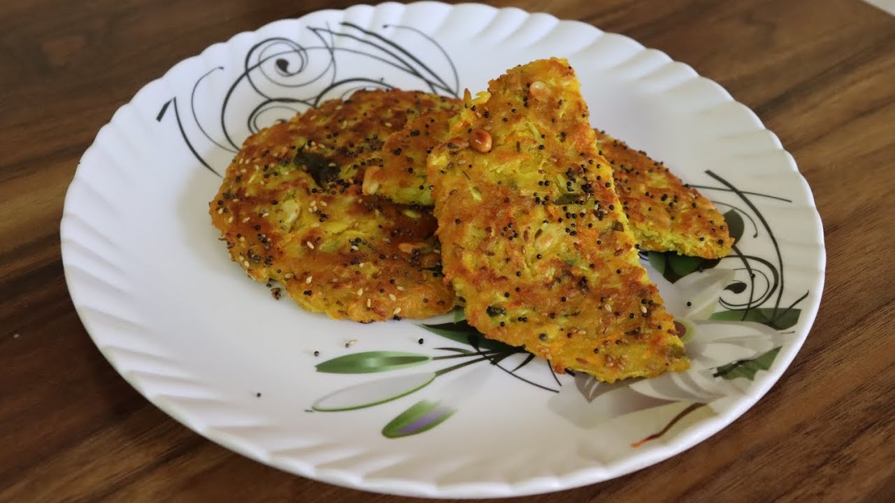 Instant Gujarati Handvo || Crispy Suji Handvo || Instant Rava Handvo Recipe