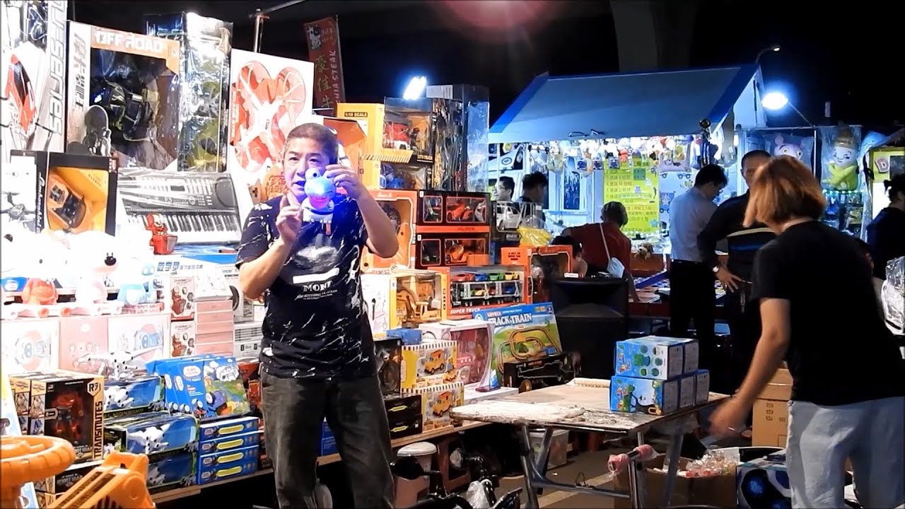 太原夜市叫賣哥-玩具青蛙一直吹吹到死!!!幽默叫賣(6)