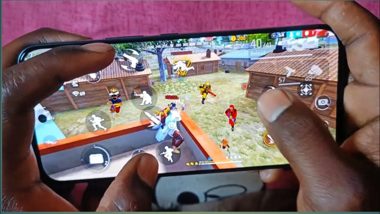 Solo 😲 Vs Squad 3Finger ⚡ Handcame Full Rash Gameplay 
