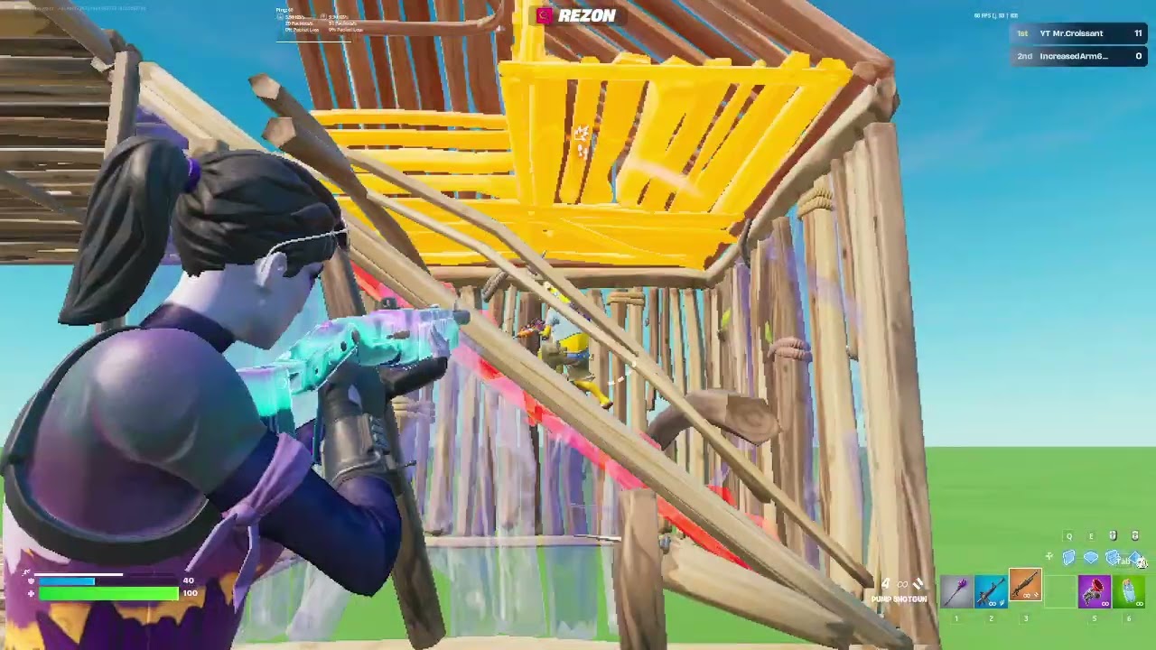 Playing with a Mod (He is a beginner)