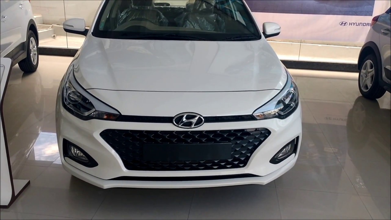 Hyundai New 2018 Elite i20 Asta Optional Polar White Colour Walkaround !!