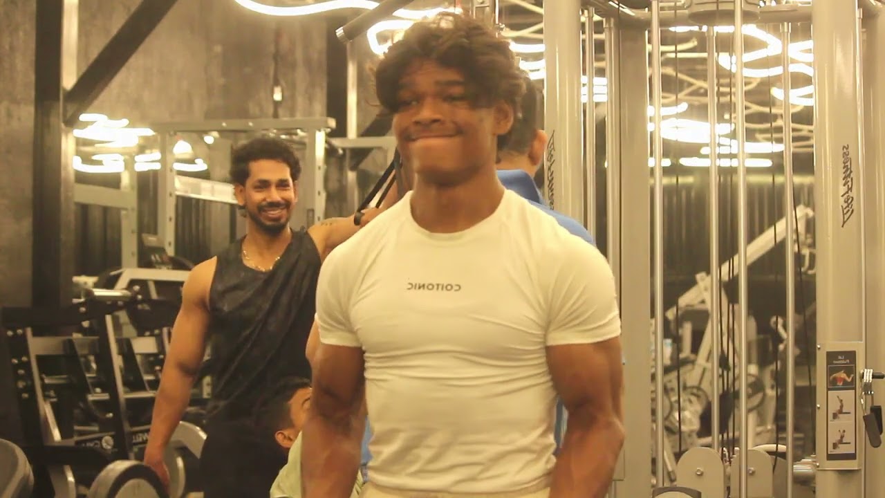 Pull Day Raw Vlog Back + Bicep Heavy workout 🥴