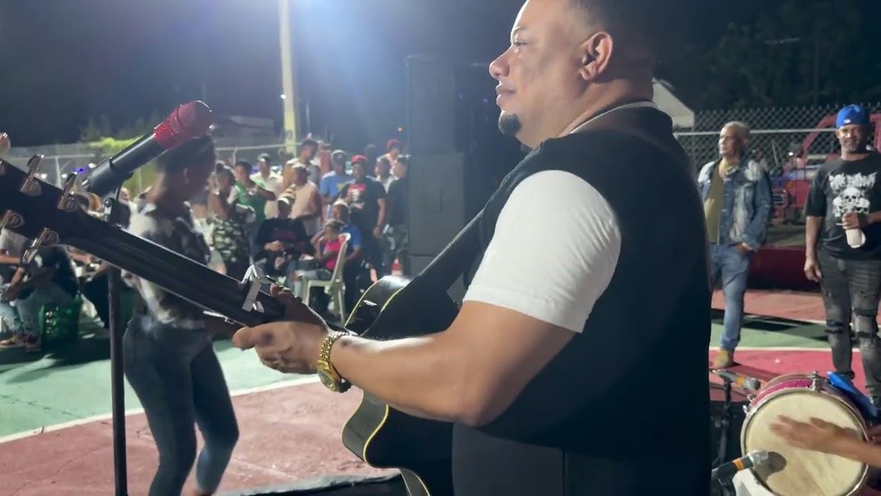 Homenaje a Carlitos/ Erick Manuel 