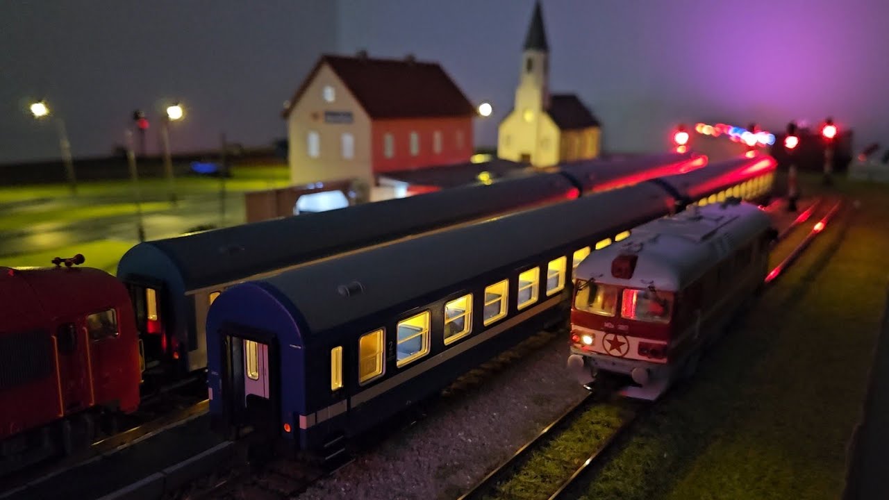 Esti irányváltás MDa mozdonnyal, nosztalgia szerelvénnyel