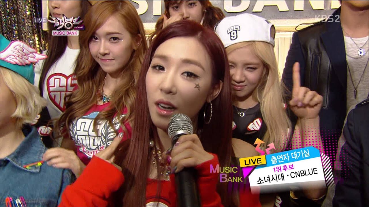 130201 Music Bank Waiting Room Interview SNSD & CNBlue
