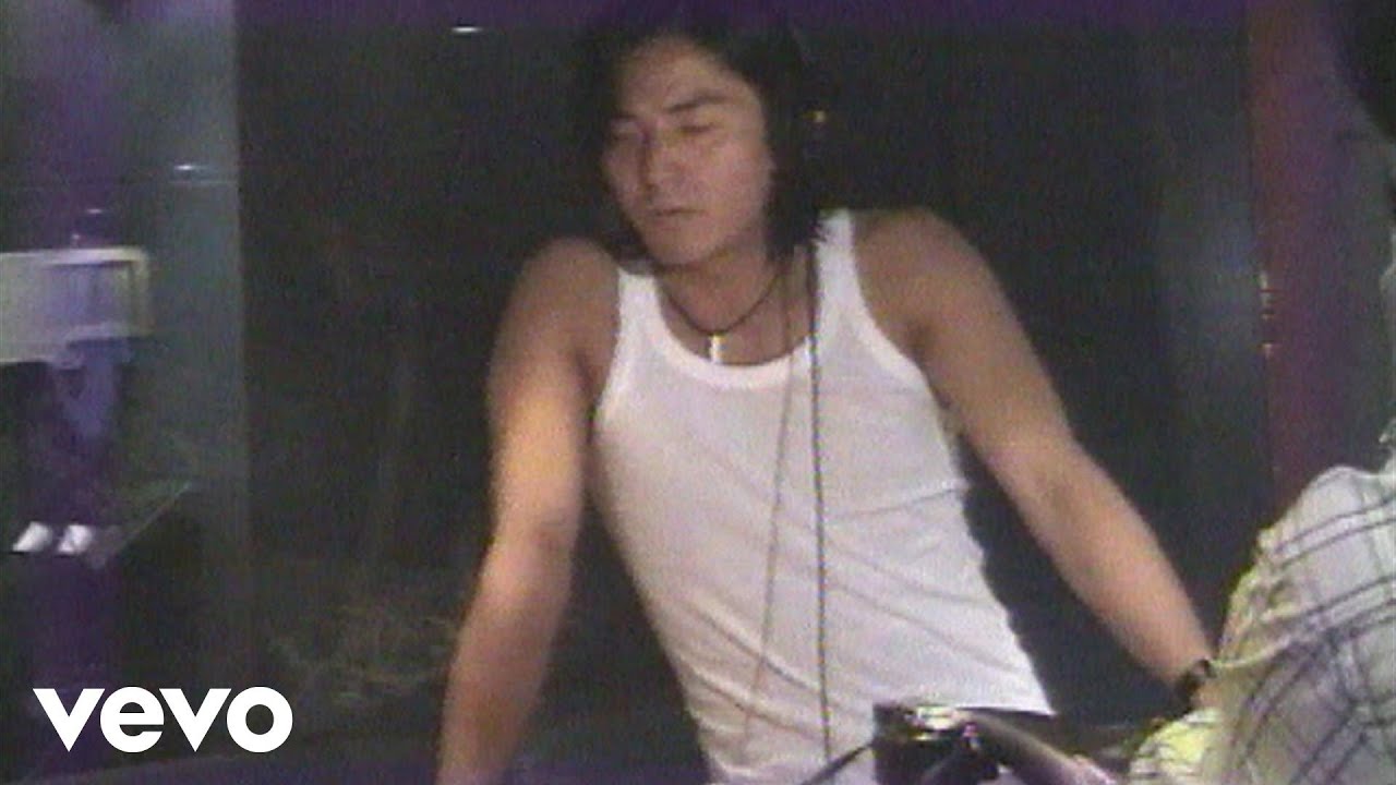 鄭伊健 Ekin Cheng - 直腸直肚 (Official MV)