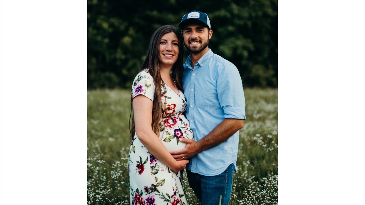 Surprise Pregnancy Announcement!