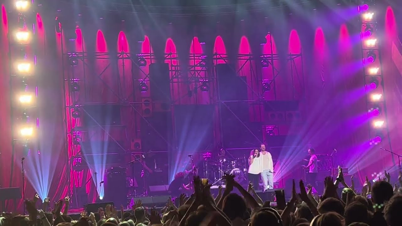 Wanda & Christina Stürmer (Ich Lebe) Live@Stadthalle Wien 2023-12-22