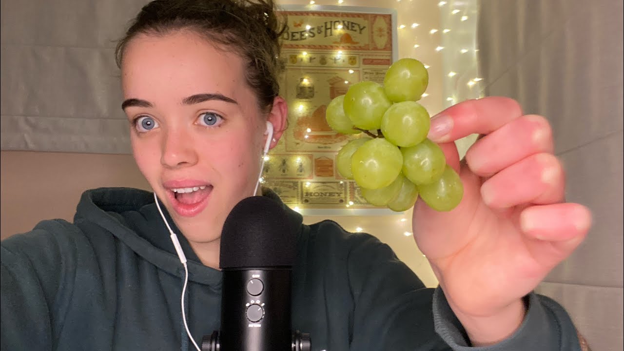 ASMR EATING CRUNCHY GRAPES
