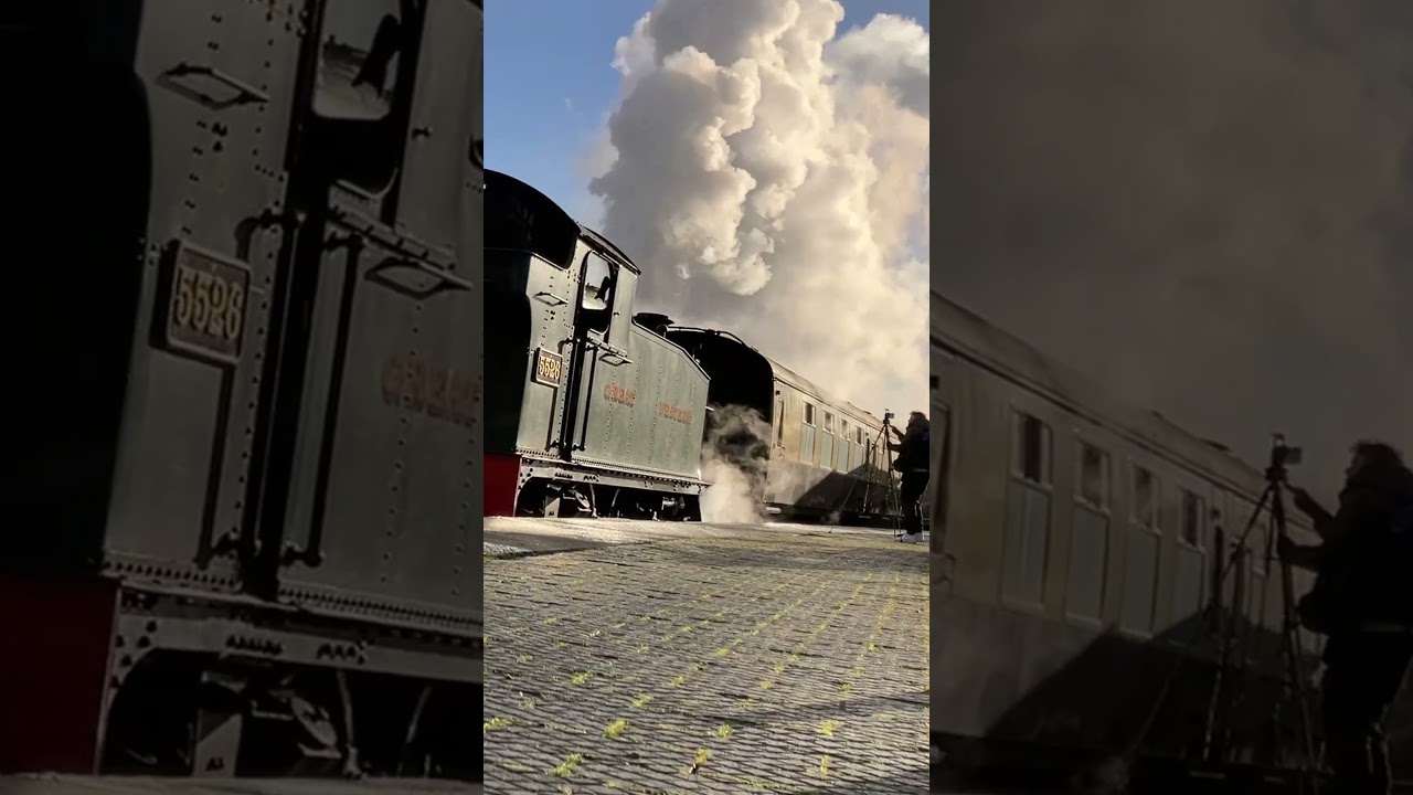 5526 departing Totnes Riverside on the SDR