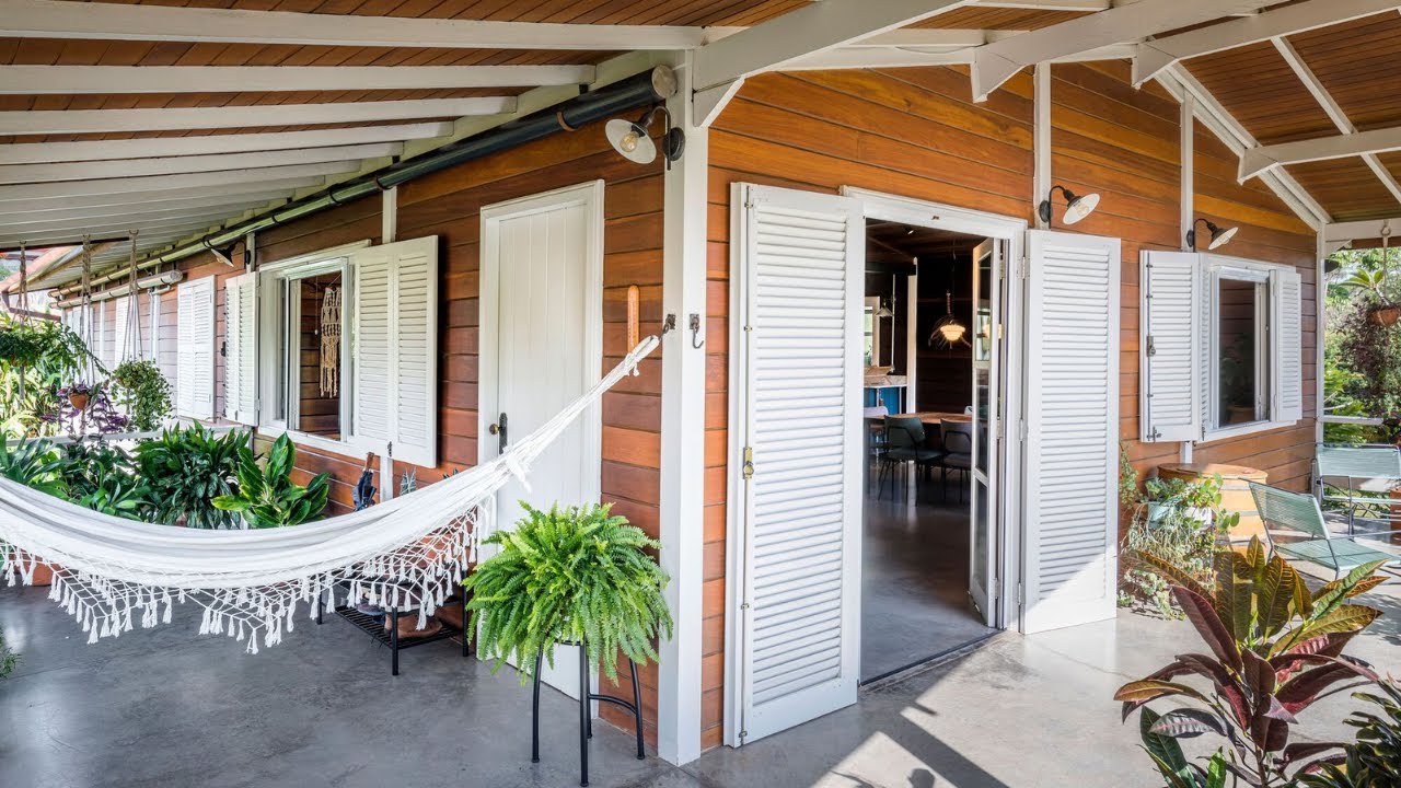 CASA DE MADEIRA SIMPLES com ESTILO