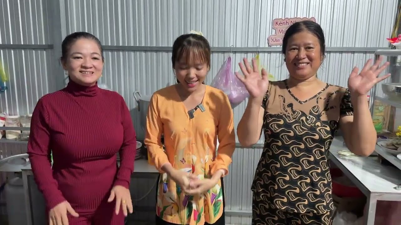 Cùng Mẹ Lên Quán Mợ Ba Yến Phụ Bán Đồ Ăn Sáng / Nhà Quê #580