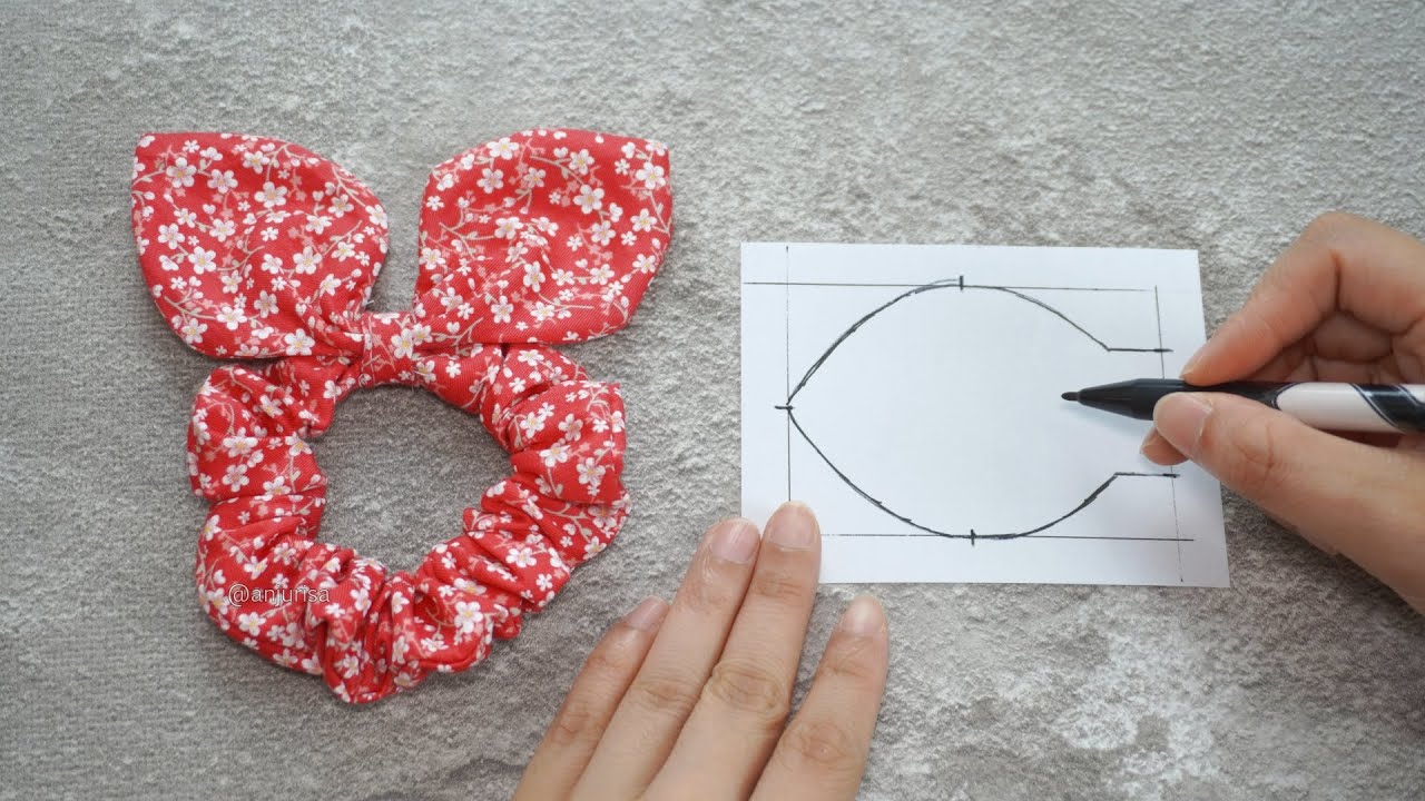Back with a CUTE Scrunchie! Adorable & BEGINNER Friendly - DIY Ear-Shaped Scrunchie