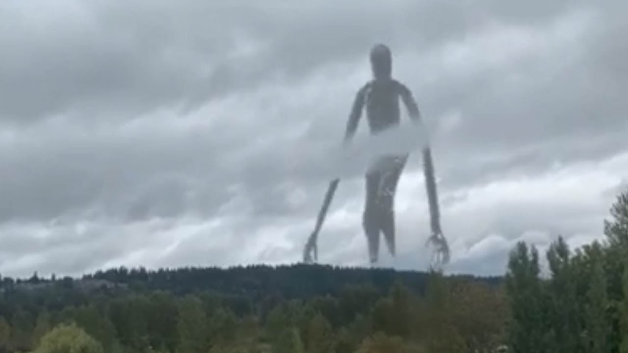 The Giant with Red Dots  Trevor Henderson sighting in real life