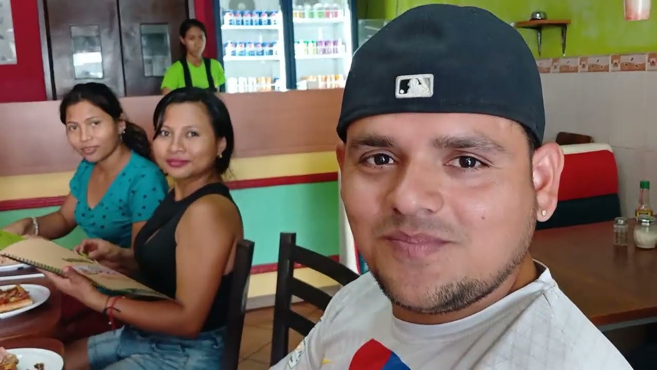 A Nelson le ha salido una novia en youtube y niña juanita lo regaña 😳