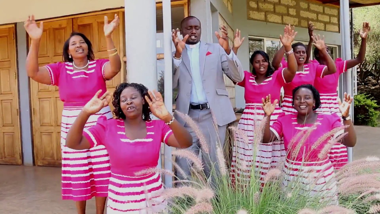 KUNA HABARI By MCK Mwanika-Tumaini Choir