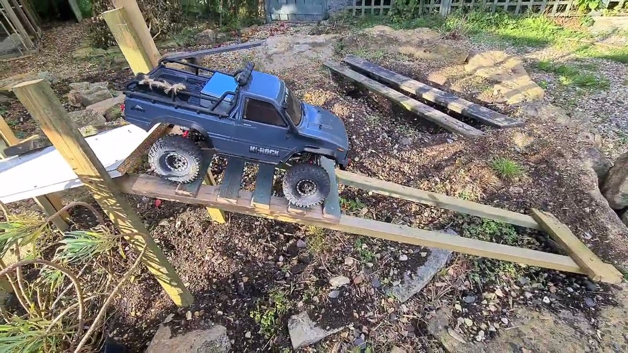 ftx hi rock on the home made crawler truck