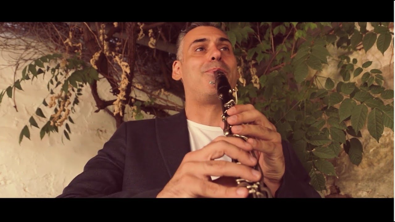 Νίκος Αγγούσης - Κώστας του Μάη γιννήθηκι | τραγούδι Νίκος Ζαπάρτας