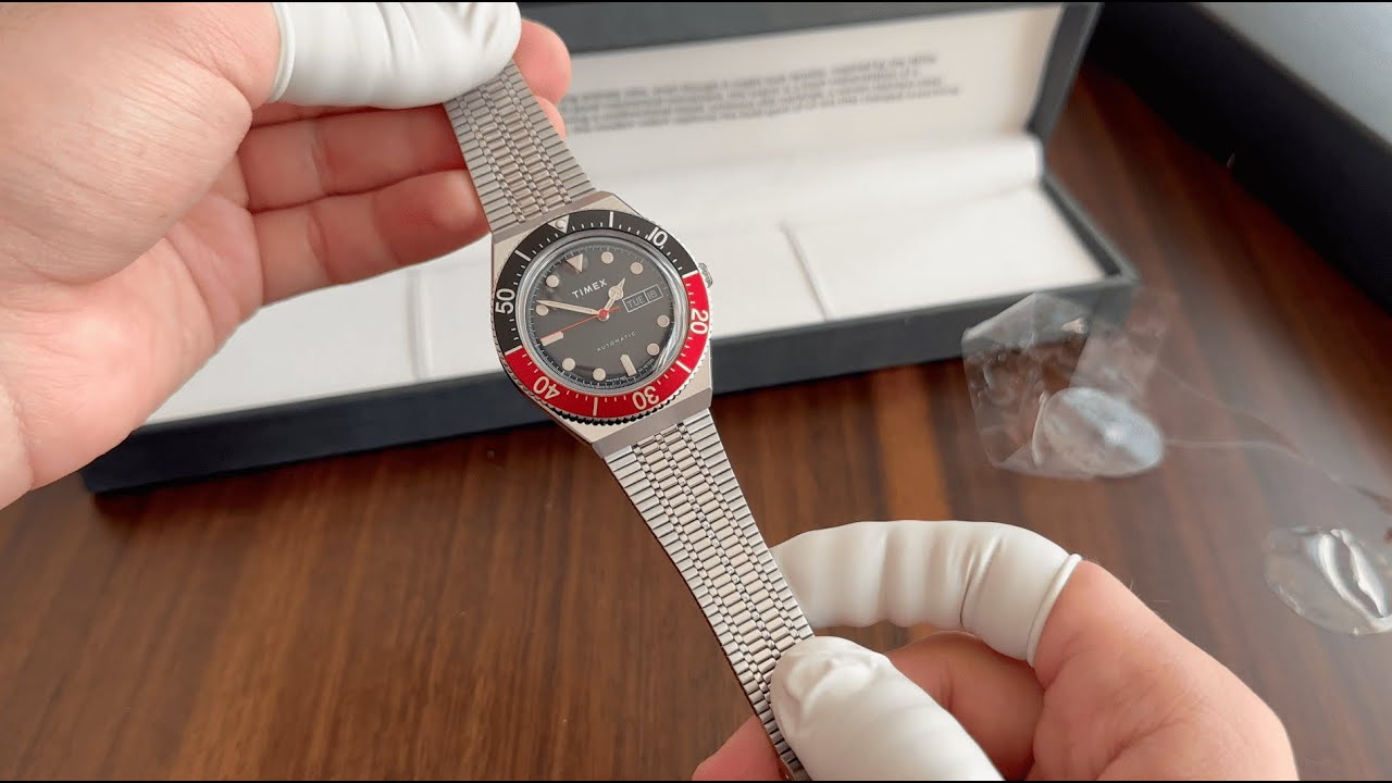 Timex M79 Coke Bezel Automatic 40mm Wrist Watch with Vintage Style Steel Bracelet Ref. TW2U83400ZV