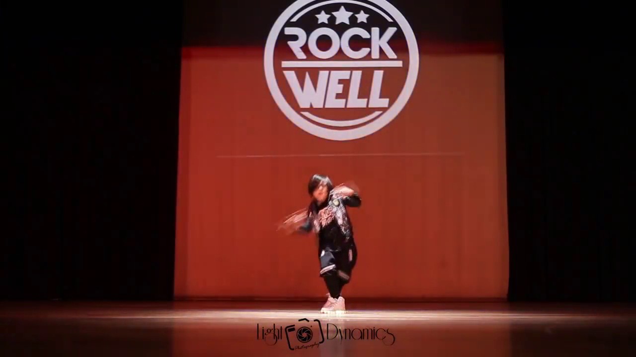 NHIKZY CALMA AT ROCKWELL CONCERT