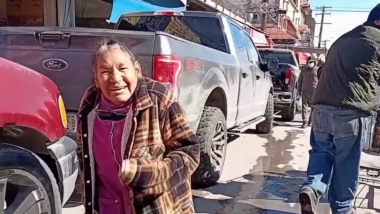 ANDAMOS EN EL CENTRO DE CIUDAD JUAREZ CON MUCHO FRIO 
