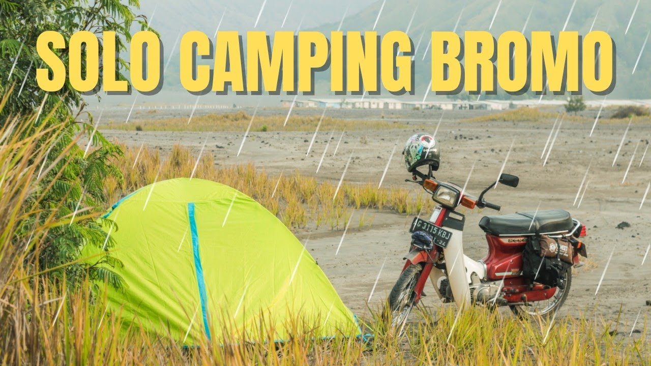 SOLO MOTOCAMPING DI GUNUNG BROMO SAAT HUJAN | HONDA SUPERCUB C800