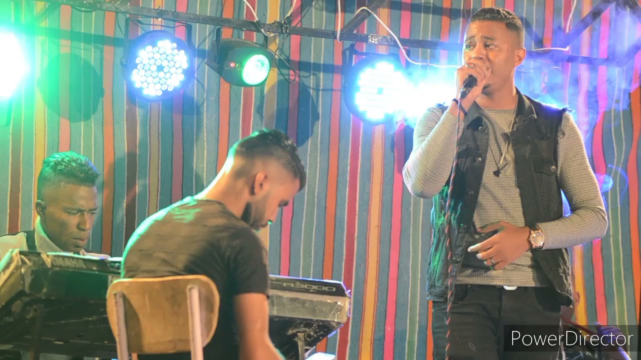 🎤🎤فنان عادل قاشي 🎤🎤🎤مع عازف 🎹🎹 رياض بكة 🎹♥️♥️