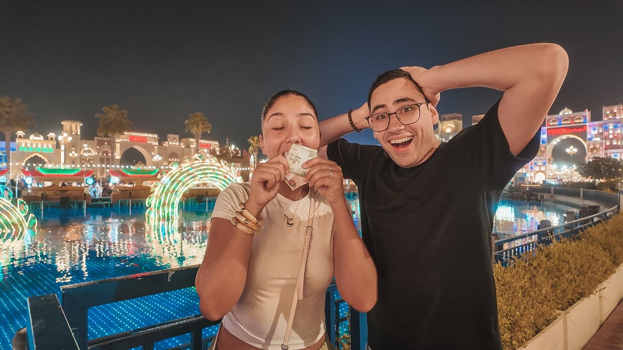 أكلنا وتسوقنا في آخر يوم بالقرية العالمية 😳