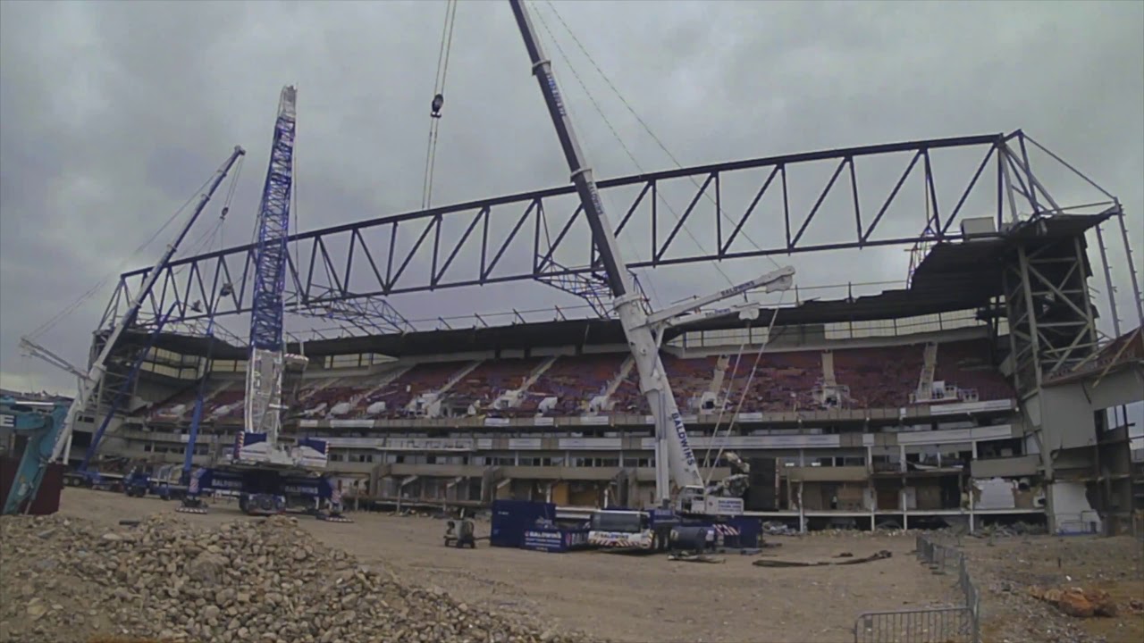 West Ham - Upton Park Stadium Truss Removal