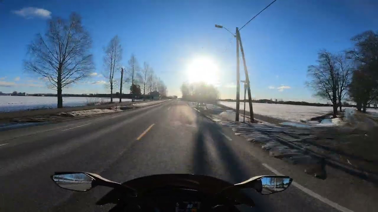 2018 Kawasaki H2 SX SE - Driving around - 02