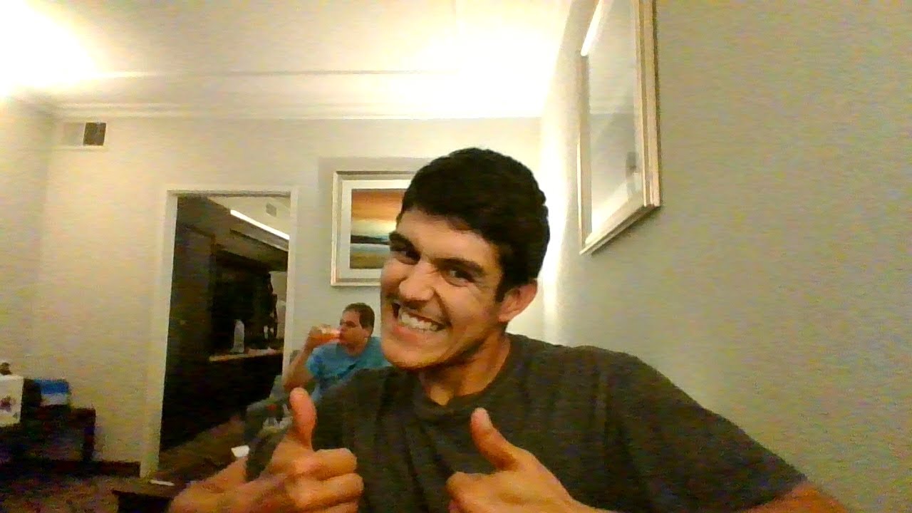 rolling up some fire weed from Canasociety