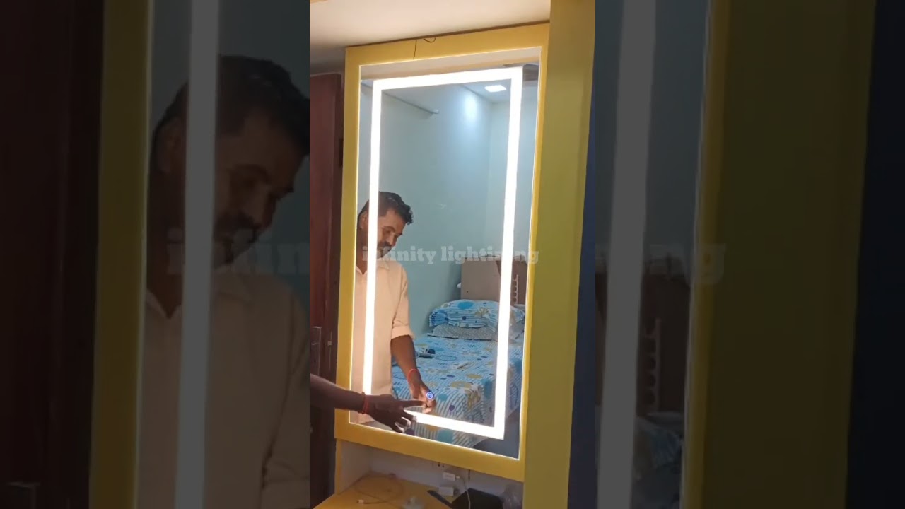 Single Door mirror light
