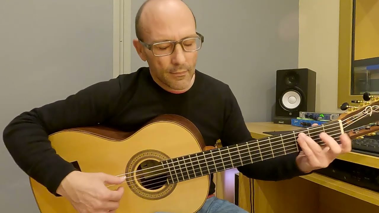 ENTRÉE from Sonate L´infidele. (Silvius Lopold WEISS) performed by JUAN JOSÉ BARREDA solo Guitar