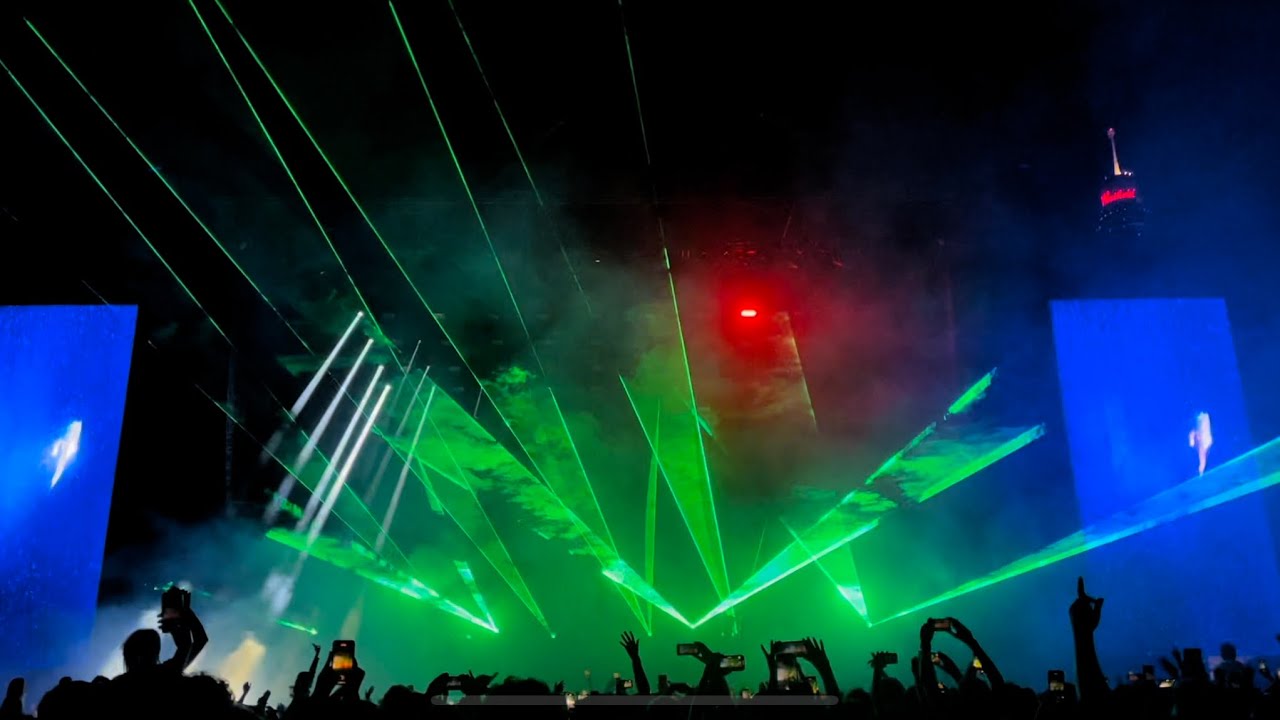 RÜFÜS DU SOL - Solace Laser Show / Underwater (Live at The Domain, Sydney)