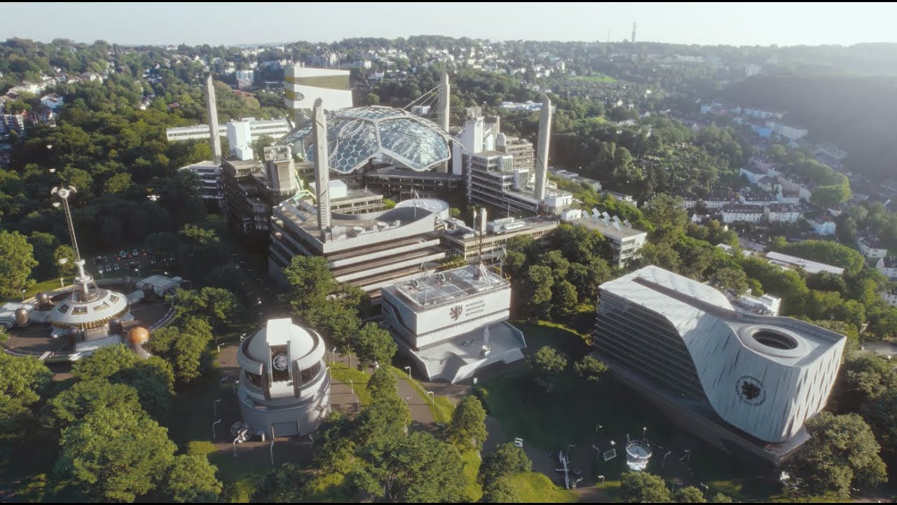 Jung, schön, schlau. 50 Jahre Bergische Universität Wuppertal - Der Jubiläumsfilm