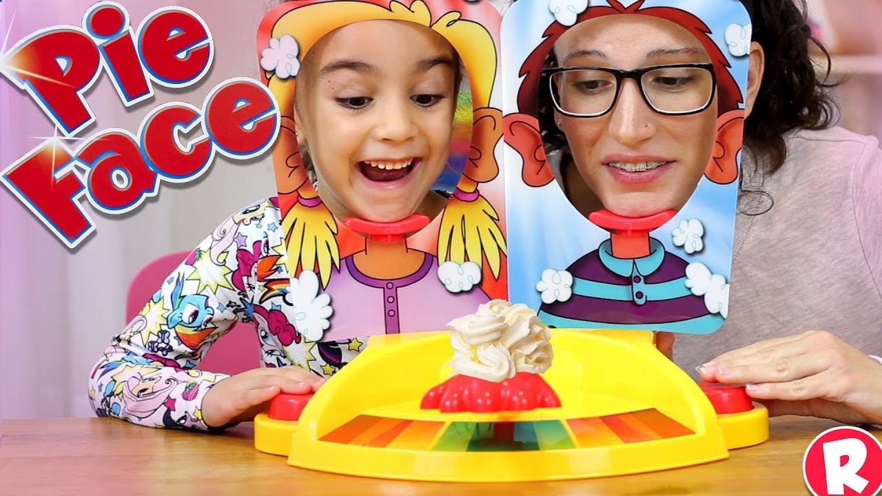 Pie Face Showdown SUPERDivertilandia! Pastelazo con Cara Splash Desafio!