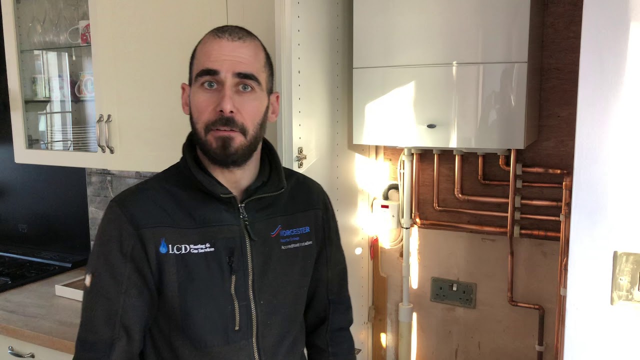 Topping up a Worcester Boiler - Filling Link With The Key