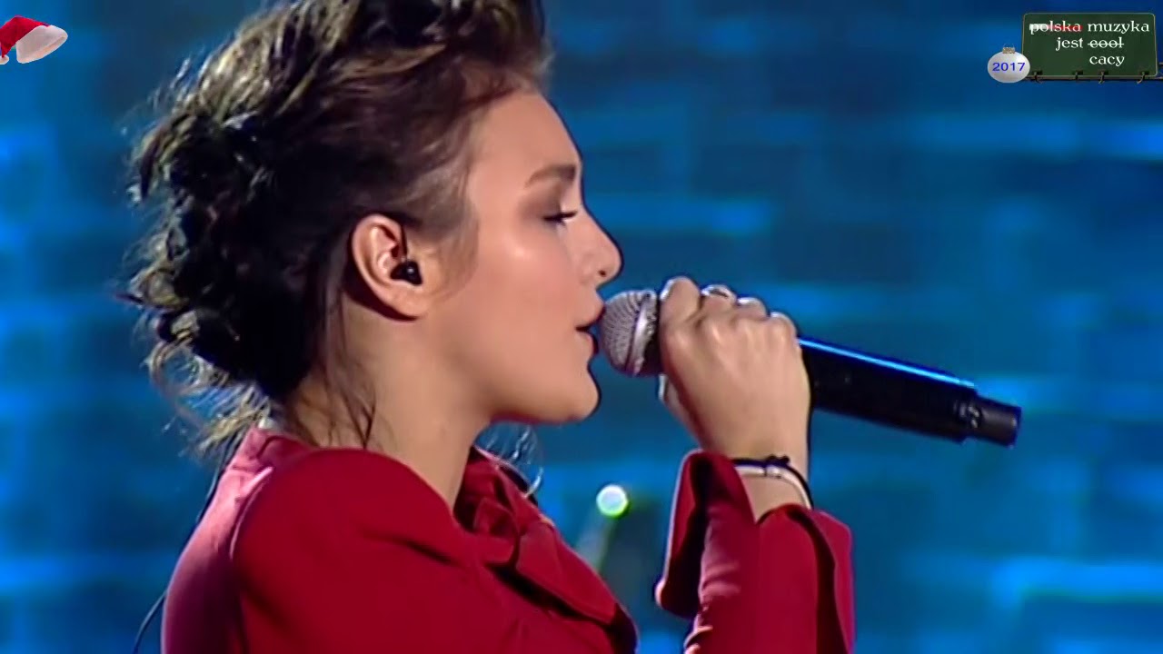 Ewa Farna - W żłobie leży - polskie kolędy