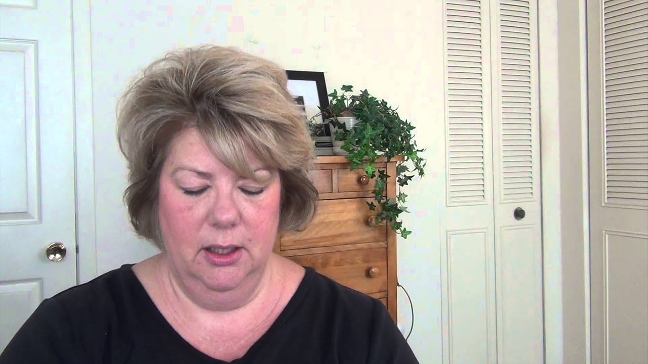 Let's Try It On: Perricone No Makeup Makeup Holiday Kit