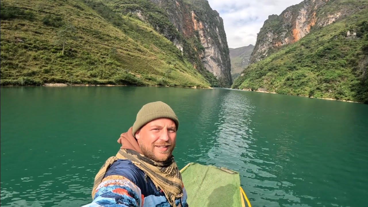 🇻🇳 Extreme North Vietnam. Dong Van to Bao Lac via the bamboo raft. Day 3
