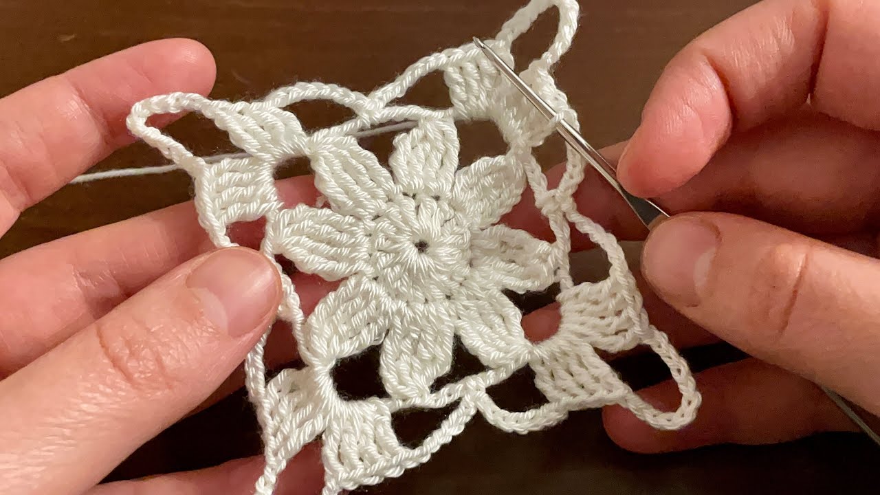 Easy Crochet Square Motif ! Crochet Patterns Beautiful