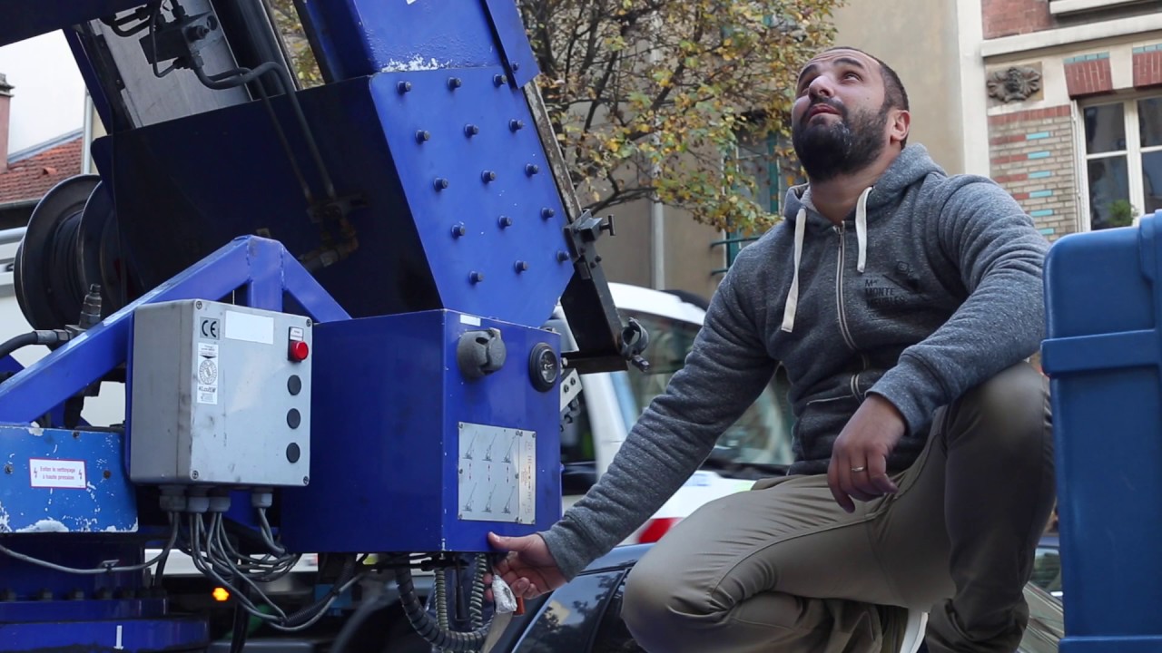Comment monter un meuble par la fenêtre ? Avec un monte meuble !