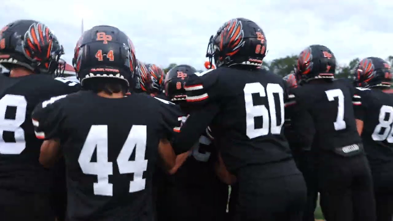 HOTTEST TEAM IN PA? Bethel Park Hawks Remain Undefeated | Moon vs Bethel Park | High School Football