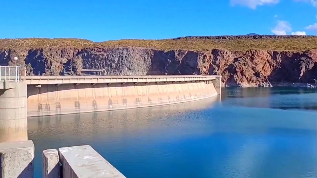Embalse Agua del Toro - Volcán Diamante -  San Rafael - Mendoza