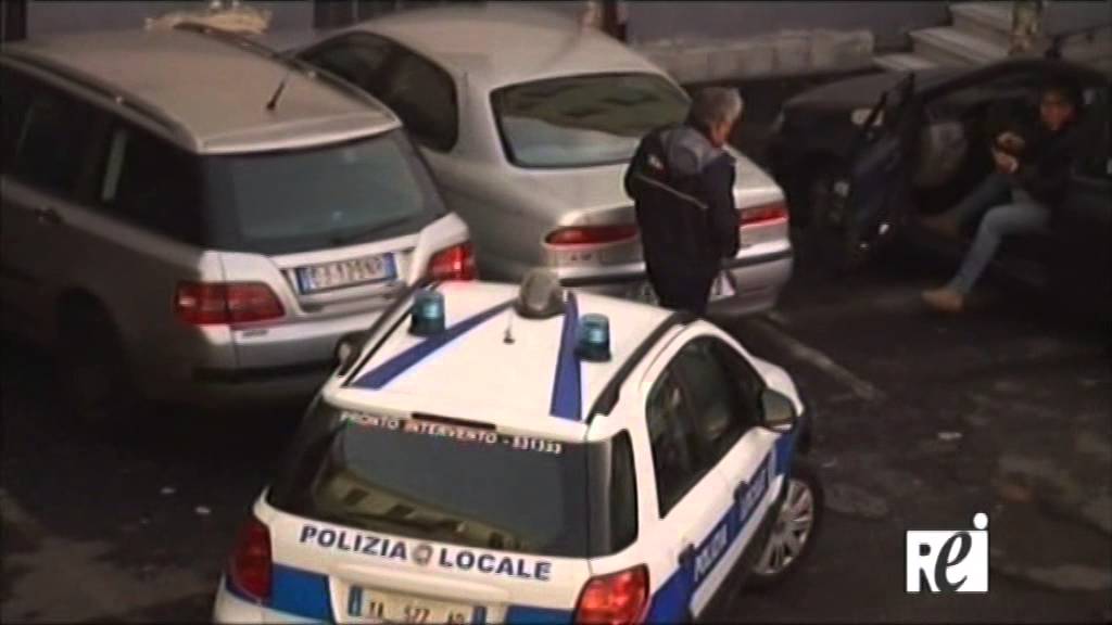 Vigile urbano aggredito a Catania - Servizio Rei Tv