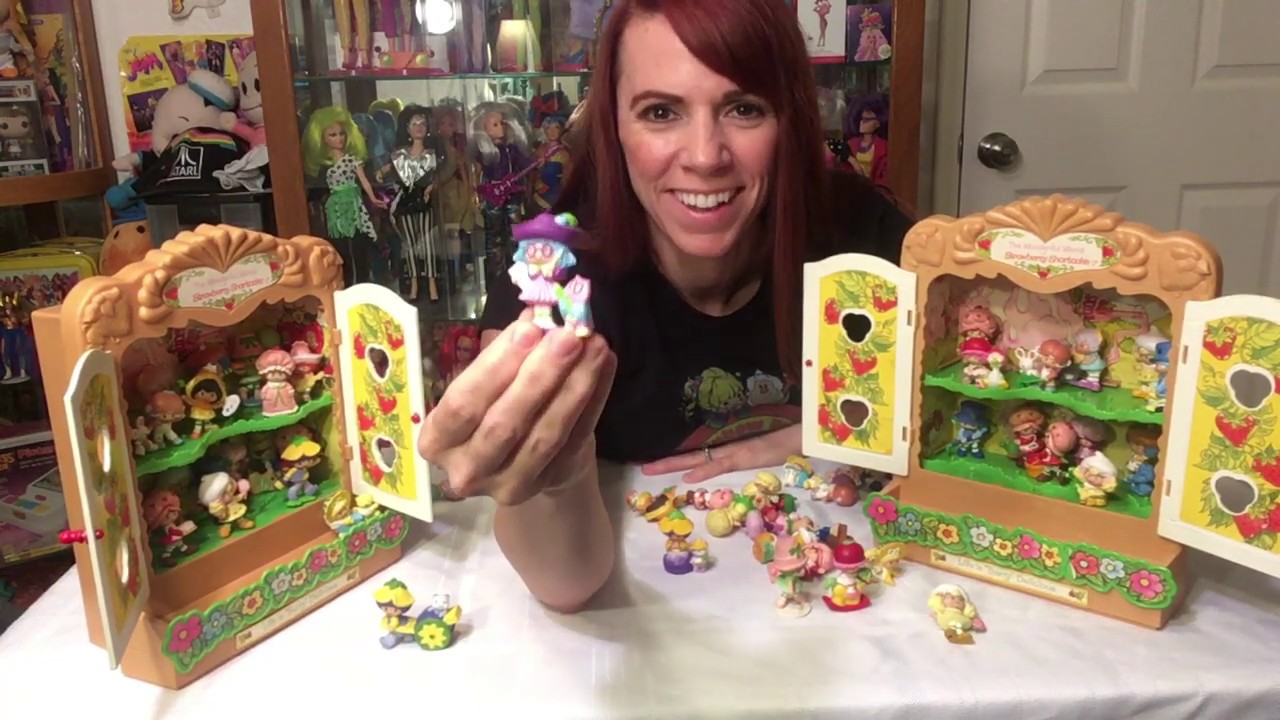 Bringing Back the 80's- Vintage Strawberry Shortcake Miniatures