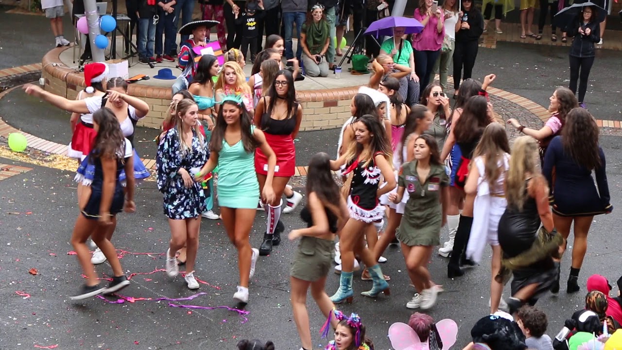 Bialik Purim Year 12 Dance 2018
