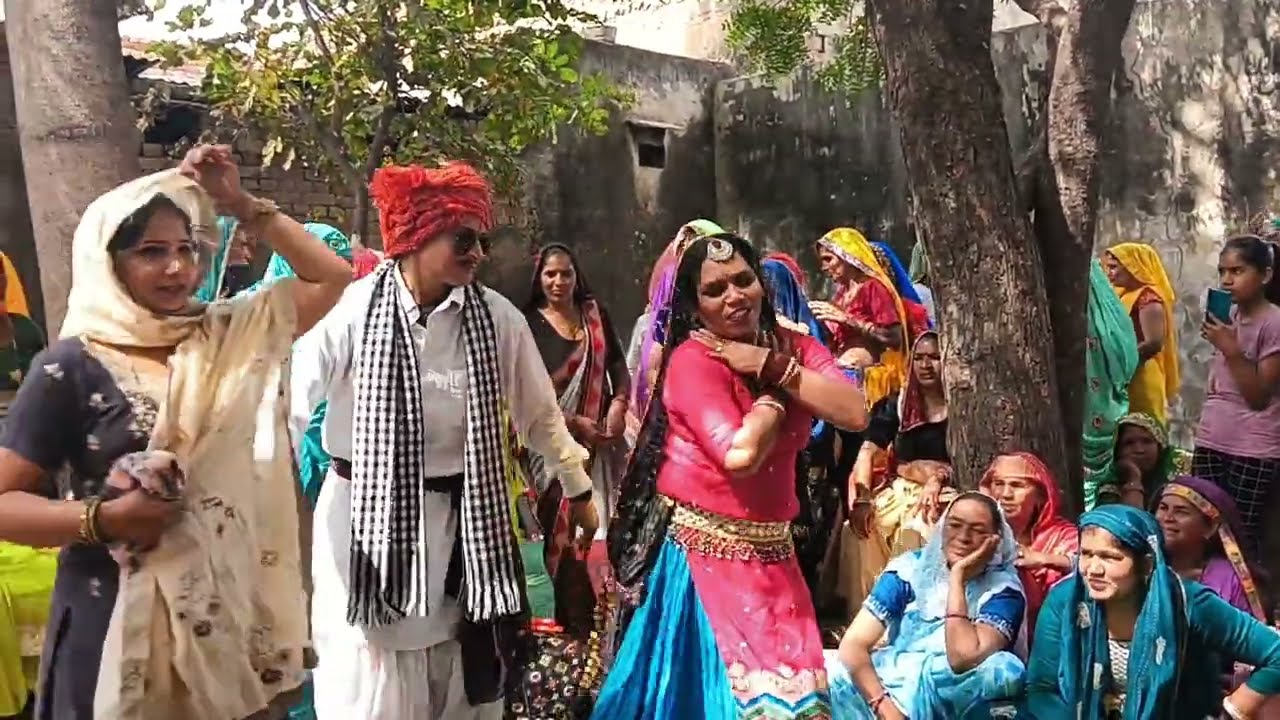 रोटी खेत में ले आइये मेरी नार🤗💃।। Haryanavi Ragni dance....