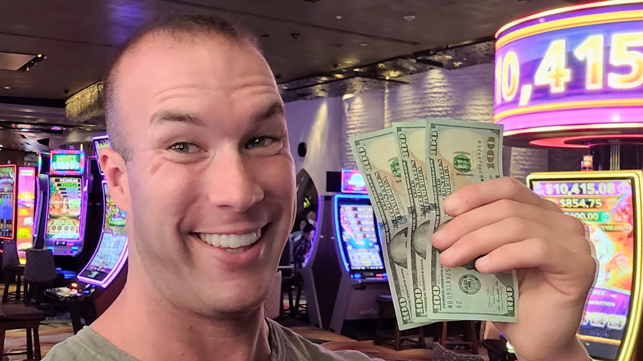 I Played the WORST Slot at Aria Casino Las Vegas and STILL Won!